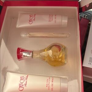Paris Hilton Can Can Fragrance Set - Red and Gold